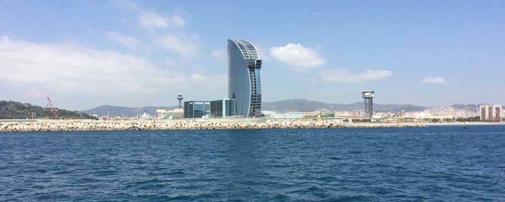 Golondrinas panorama sur l'hôtel W et les plages de Barcelone