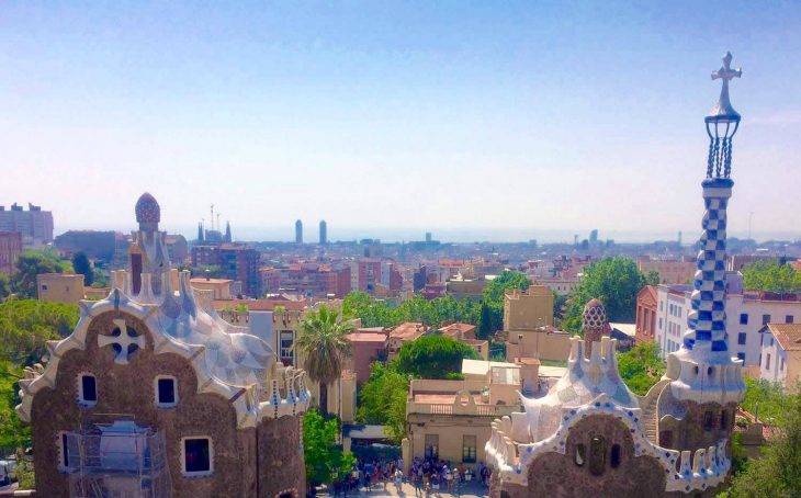 visite guidée du Parc Güell maisons et horizon